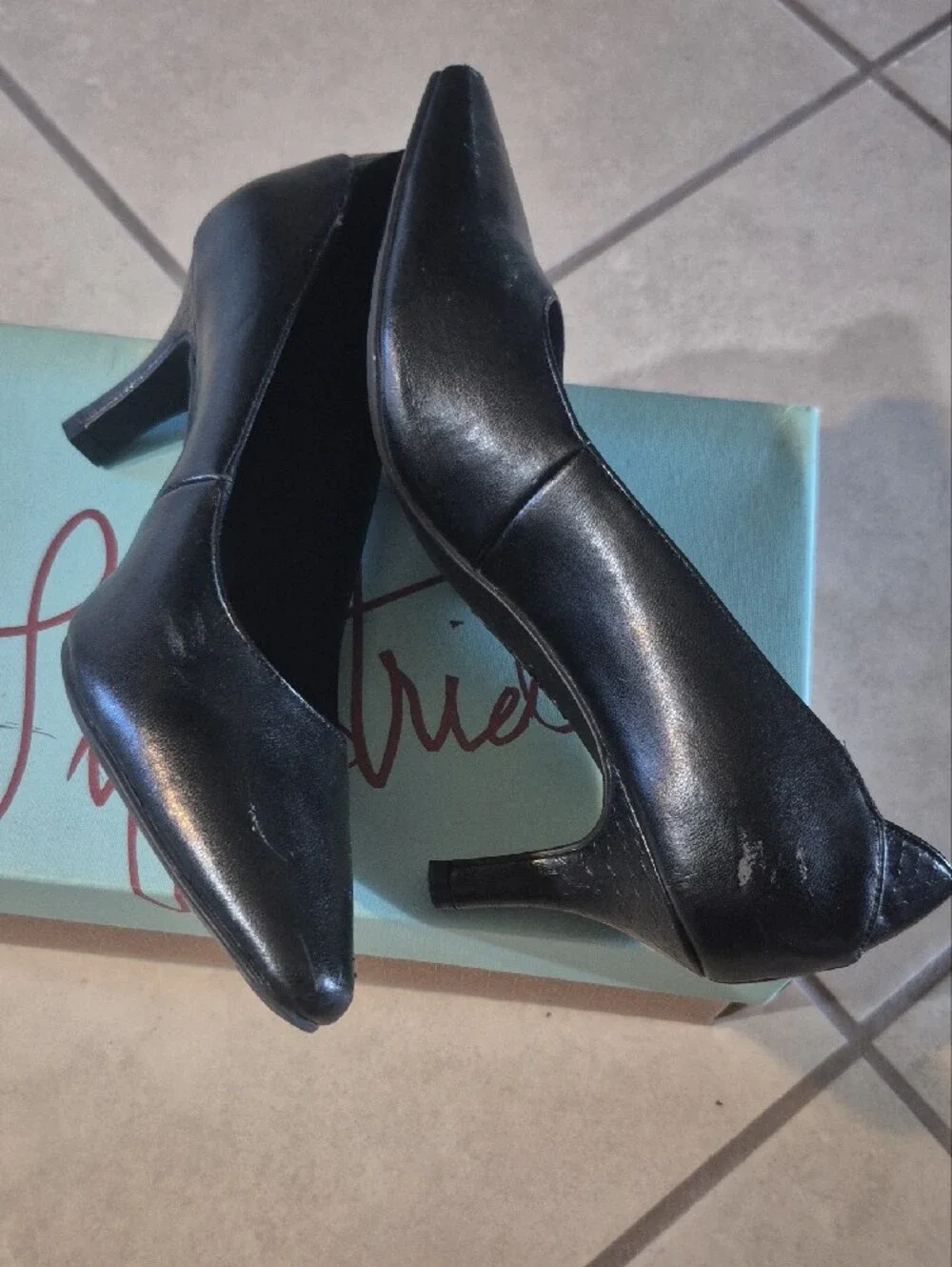 Life Stride sleek black